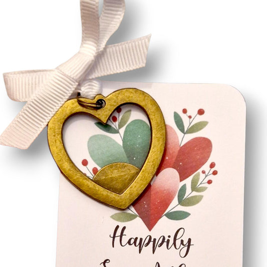 Wedding Favour Heart Key Metal Keyring Happily Ever After with Personalised Tag, Key Shaped Keychain Guest Gift, Thank You Wedding Favour