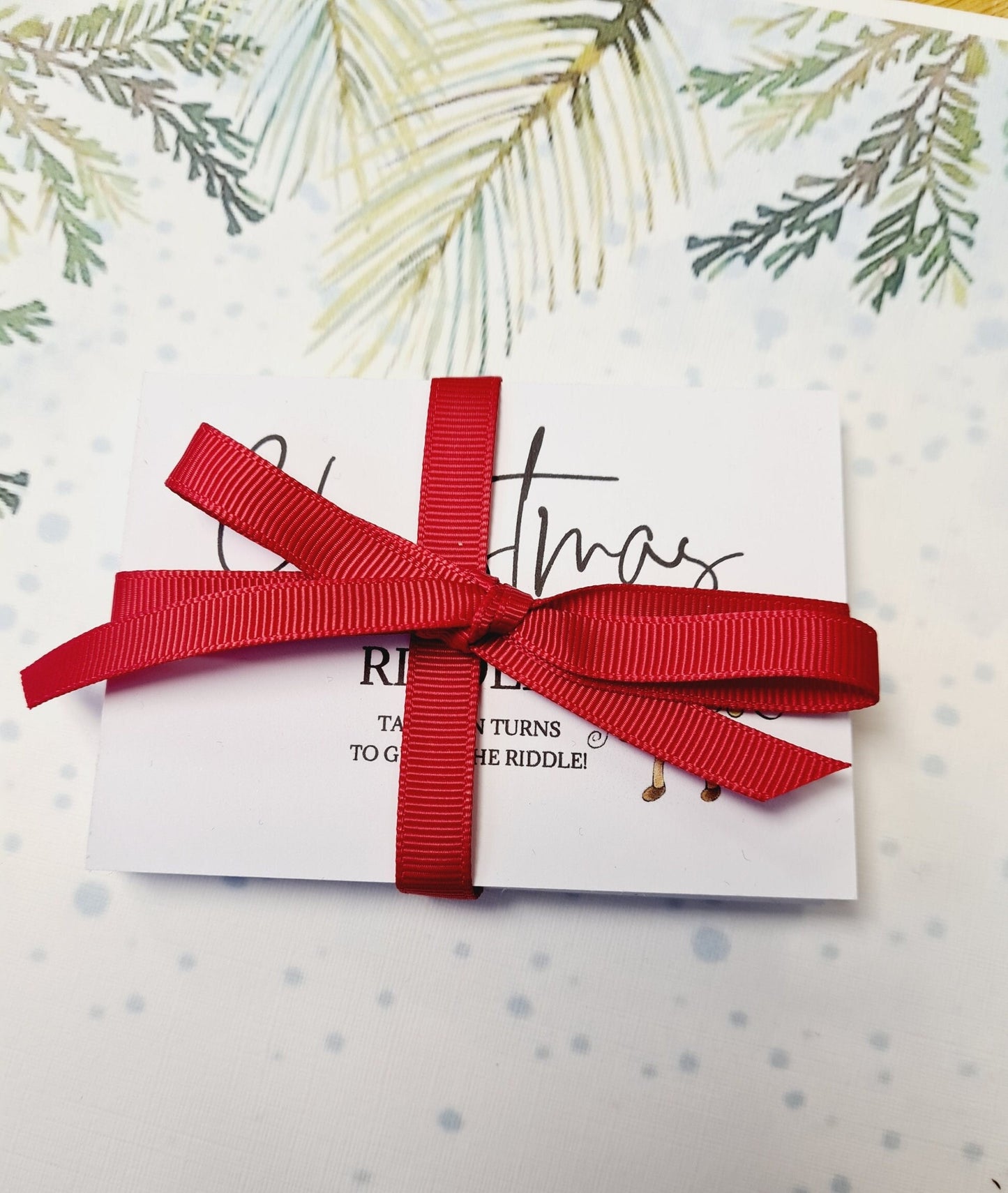 Christmas Brain Teaser Game Cards: Family Holiday Stocking Filler