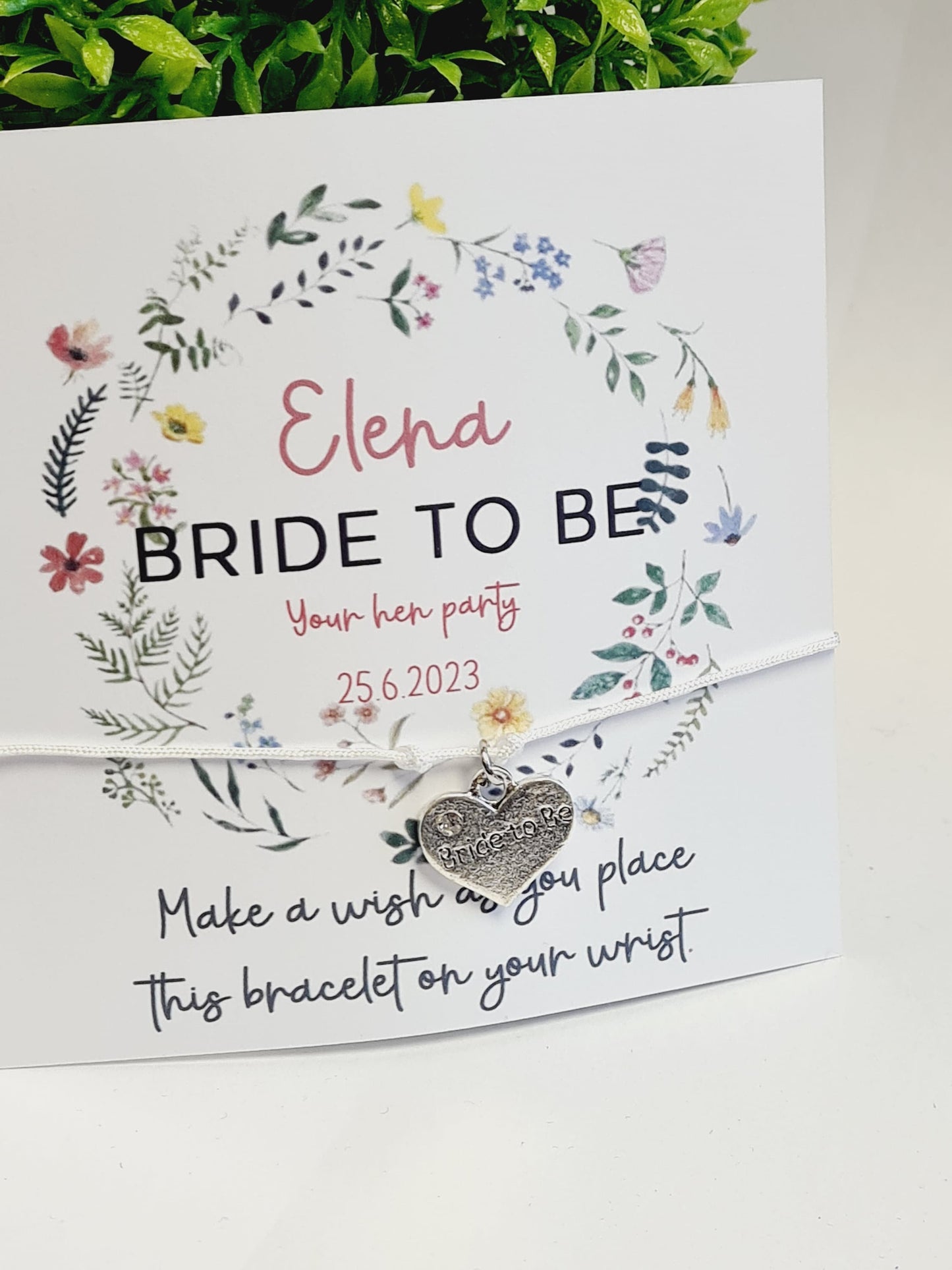 Wildflower Wreath Hen Party Wish Bracelets - Personalised  - Goodie Bag Filler - Hen Weekend, Hen Do, Girls Weekend - WF555