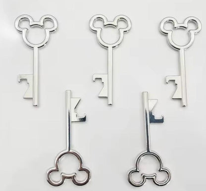Disneyland Paris, Disneyworld, Surprise Reveal Scratch Off Metal Mickey Key Holiday Announcement,  Christmas, Birthday - Paris, Florida