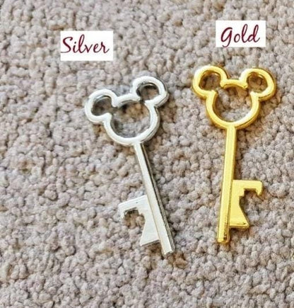 Key Bottle Opener I Perfect Wedding Favour for Disney Lovers I Magical Disney Key Bottle Opener I Wedding Keepsake & Guest Favour hk87